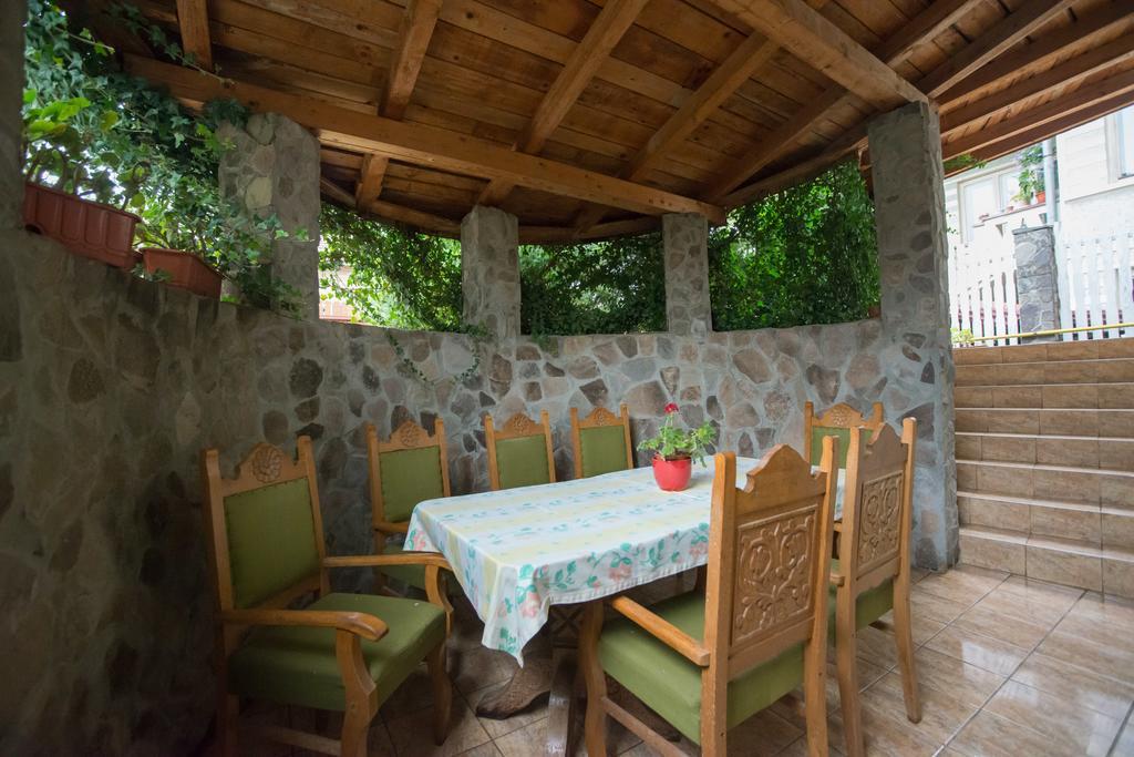 Béluci Panzió Odorheiu Secuiesc Exterior foto